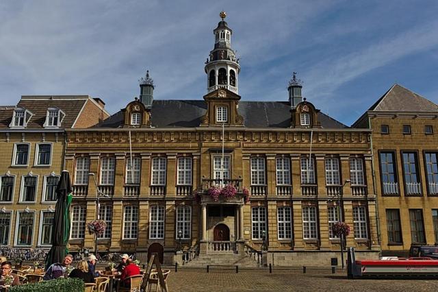Roermond Uniek Stadspand, Compleet Woonhuis エクステリア 写真