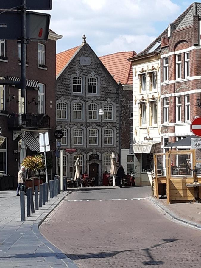 Roermond Uniek Stadspand, Compleet Woonhuis エクステリア 写真