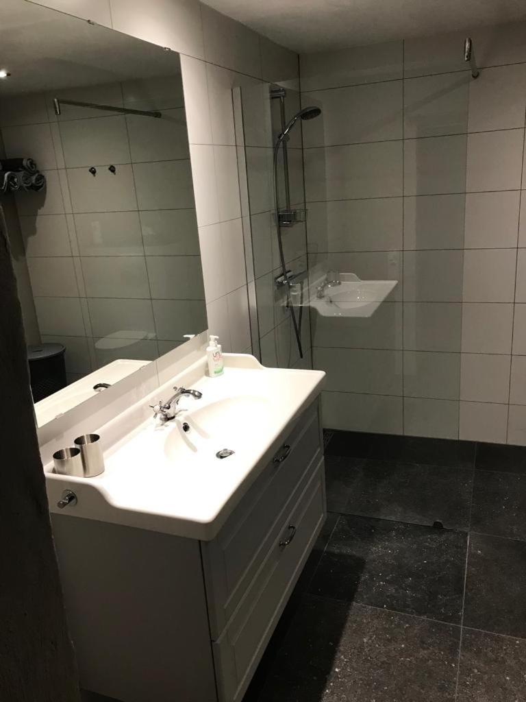 Roermond Uniek Stadspand, Compleet Woonhuis エクステリア 写真